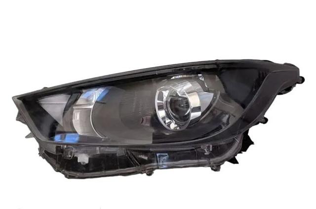 Luz esquerda Toyota 81170K0060 preço, a partir de 406,47 USD