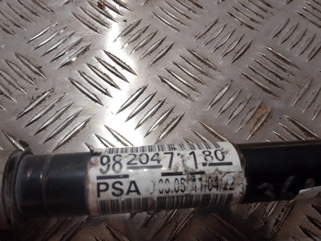Compre 9820471180 Peugeot/Citroen Semieixo (acionador) dianteiro direito