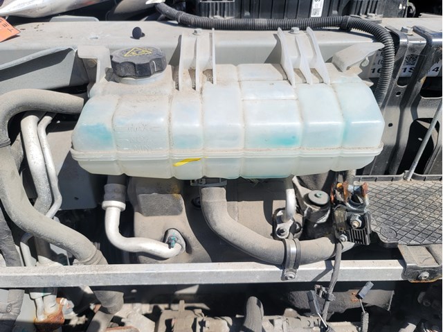 Tanque de expansão do sistema de esfriamento para Tesla Model X  