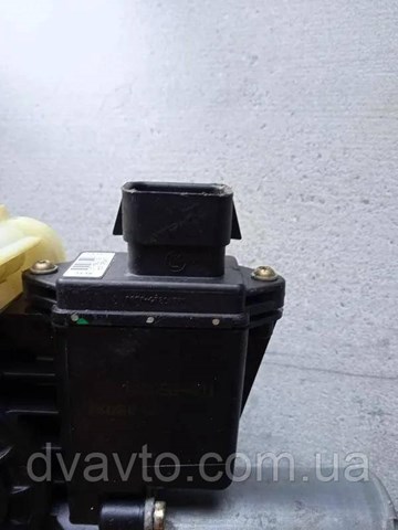Compre 0130821789 Mitsubishi Motor de acionamento de vidro da porta traseira esquerda