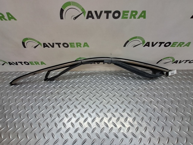Guia de vidro de quadro da porta dianteira esquerda 5NN837431EVNH VAG