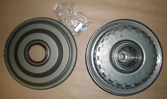 Kit de embraiagem (3 peças) 302053298R Renault (RVI)