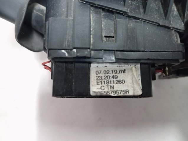  Renault (RVI) 255679575R preço, a partir de 47,67 USD