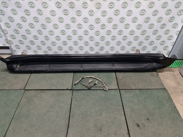 Placa sobreposta de estribo 5177360160C2 Toyota