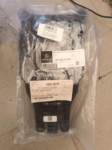 Suporte do radiador vertical (painel de montagem de fixação das luzes) A1676265300 Mercedes