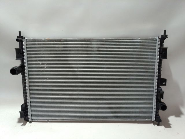 Radiador de esfriamento de motor Peugeot/Citroen 9838520180 preço, a partir de 177,56 USD