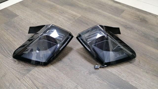 Lanterna traseira esquerda externa Peugeot/Citroen 9836231280 preço, a partir de 229,90 USD
