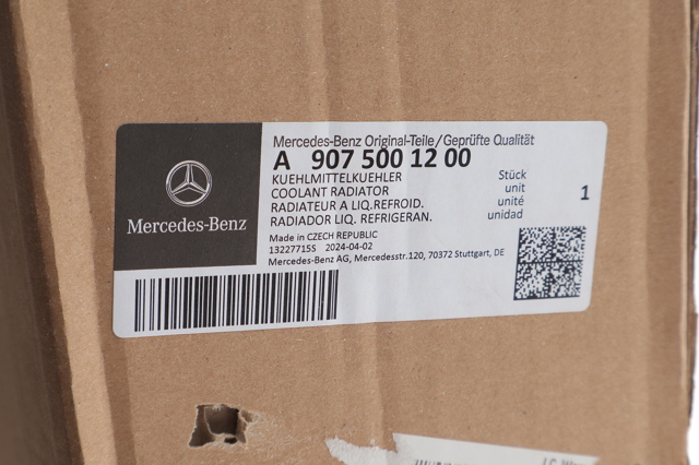 Radiador de esfriamento de motor Mercedes 9075001200 preço, a partir de 289,94 USD