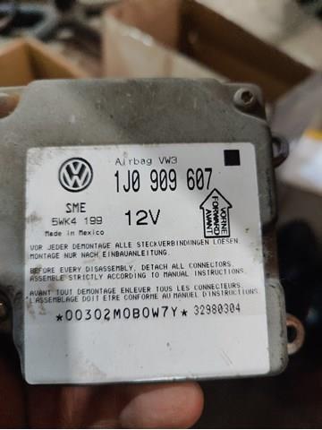 Módulo processador de controlo da bolsa de ar (Centralina eletrônica AIRBAG) 1J0909607 VAG