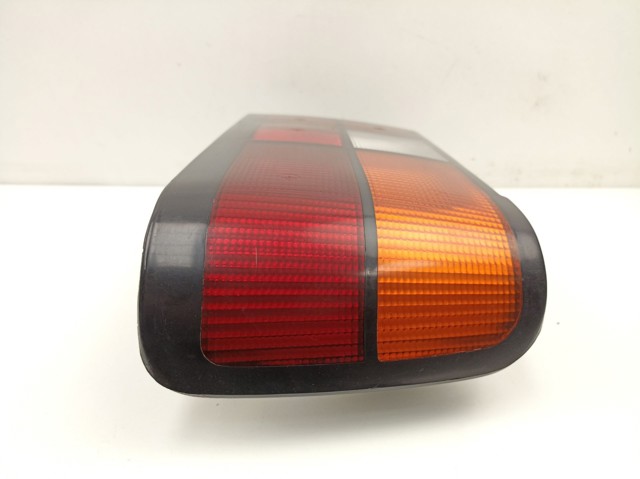 Lanterna traseira direita 3454331 Volvo