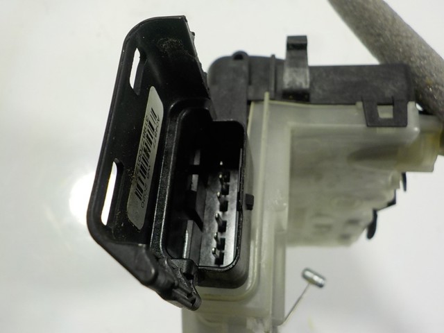 9830559380 Peugeot/Citroen Fecho da porta traseira direita