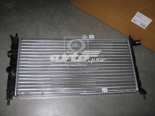 Compre TP15632731 Tempest Radiador de esfriamento de motor