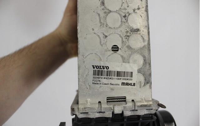 Radiador de intercooler 32249741 Volvo