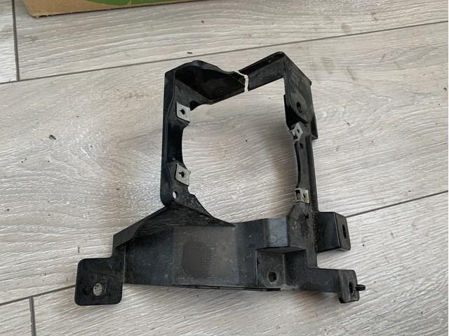 Consola de fixação das luzes de nevoeiro direitas Nissan/Infiniti 269105NA0A preço, a partir de 15,16 USD