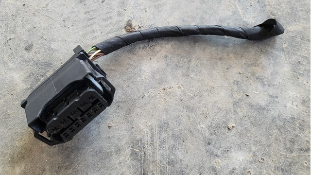  BMW 6913653