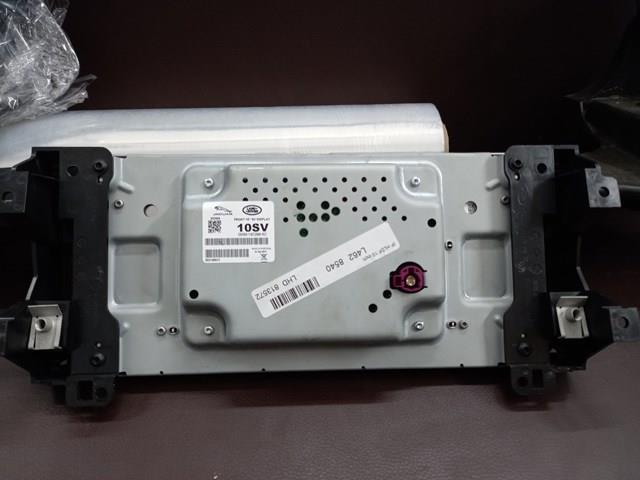 GX6319C299AC Land Rover 