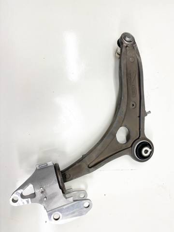 Compre LR114248 Land Rover Braço oscilante inferior direito de suspensão dianteira
