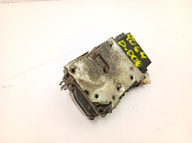 Fecho da porta dianteira direita Peugeot/Citroen 9136L2 preço, a partir de 42,56 USD