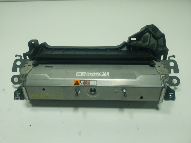  TG13D04001 Toyota