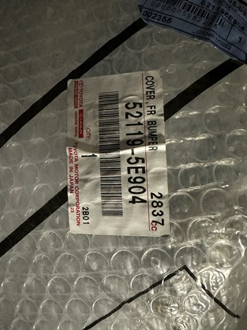 521195E904 Toyota Pára-choque dianteiro