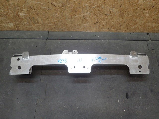 Compre 9826115680 Peugeot/Citroen Reforçador do pára-choque dianteiro
