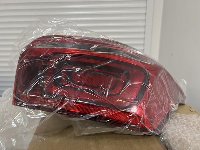 9818810280 Peugeot/Citroen Lanterna traseira direita
