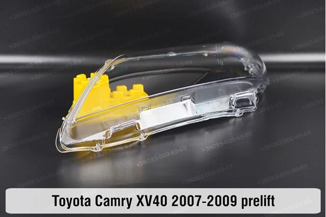 Luz direita 8113033611 Toyota