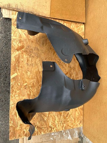 Compre Guarda-barras direito do pára-lama dianteiro Tesla Model 3 
