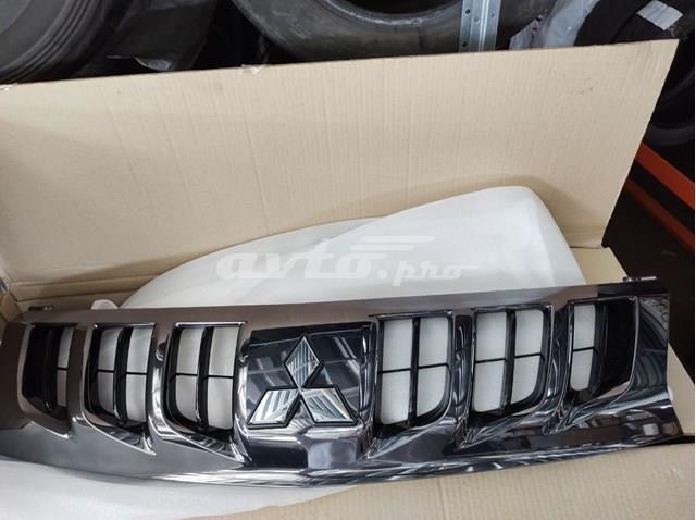 Grelha do radiador 7450A885 Mitsubishi