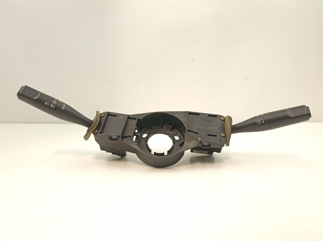Comutador direito instalado na coluna da direção Peugeot/Citroen 96049595ZL preço, a partir de 32,16 USD