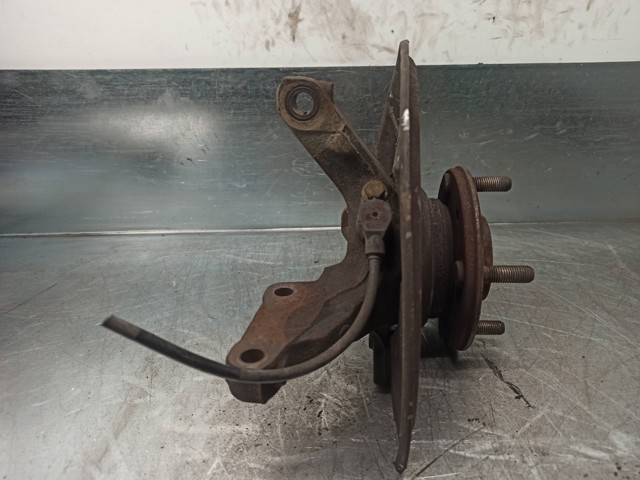 Pino moente (extremidade do eixo) dianteiro esquerdo Volvo 30884172 preço, a partir de 68,22 USD
