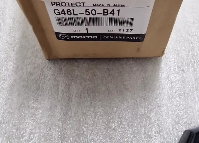 Compre G46L50B41 Mazda Placa sobreposta direita de grelha do radiador