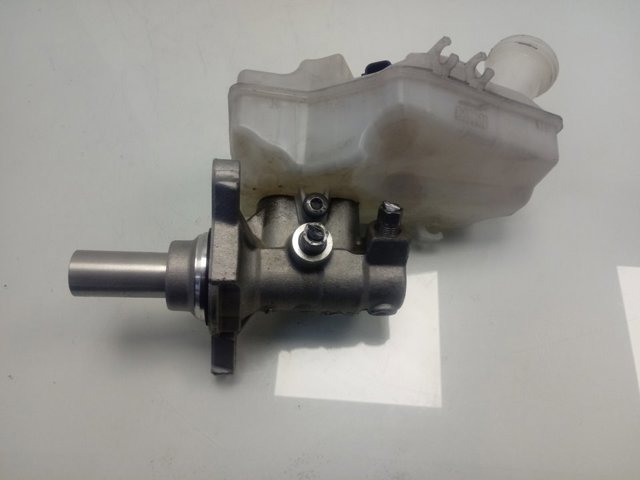 Tanque de cilindro mestre do freio (de fluido de freio) para Dacia Sandero III 