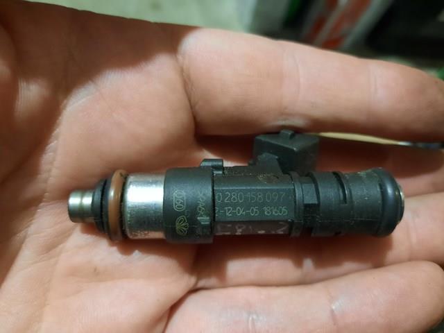 Injetor de injeção de combustível 0280158097 Bosch
