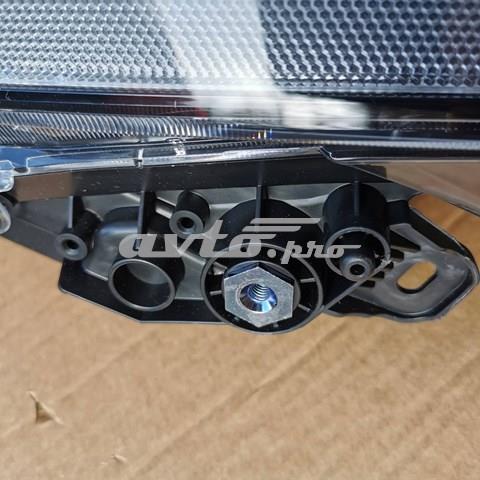 8117002S70 Toyota Luz esquerda