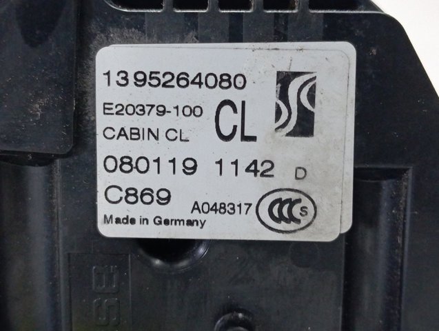 Compre 1677681380 Peugeot/Citroen Fecho da porta dianteira direita