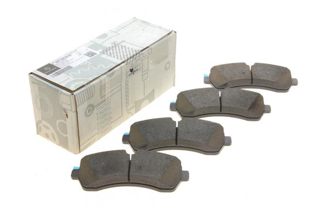Sapatas do freio dianteiras de disco Mercedes A9074209901 preço, a partir de 107,17 USD