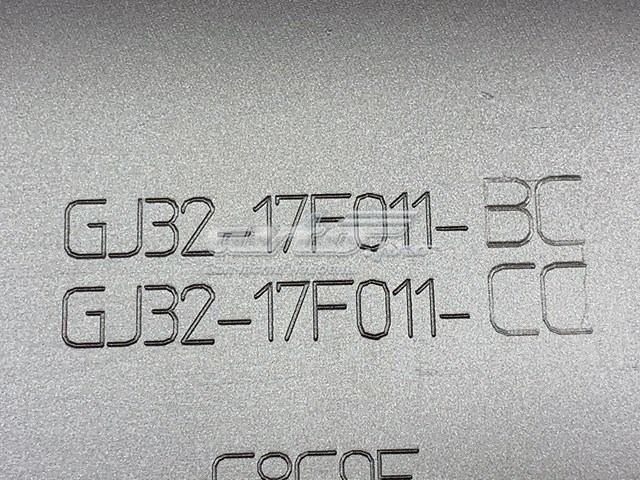  Land Rover LR110345
