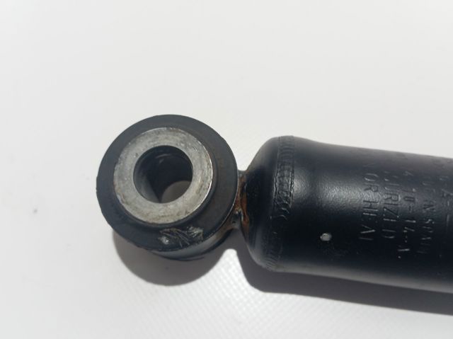Compre 9826243580 Peugeot/Citroen Amortecedor traseiro