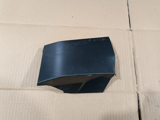 Moldura do pára-lama dianteiro esquerdo Land Rover LR035400