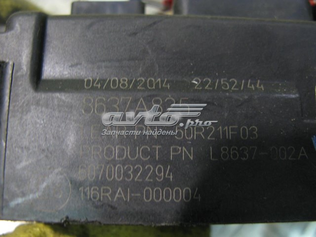 8637A825 Mitsubishi Unidade traseira do salão de dispositivos de segurança