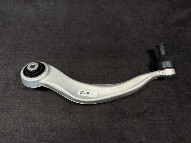 31108095654 BMW Braço oscilante inferior direito de suspensão dianteira