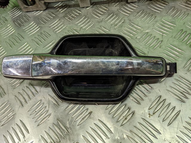 Compre MR556248 Mitsubishi Maçaneta dianteira direita da porta externa