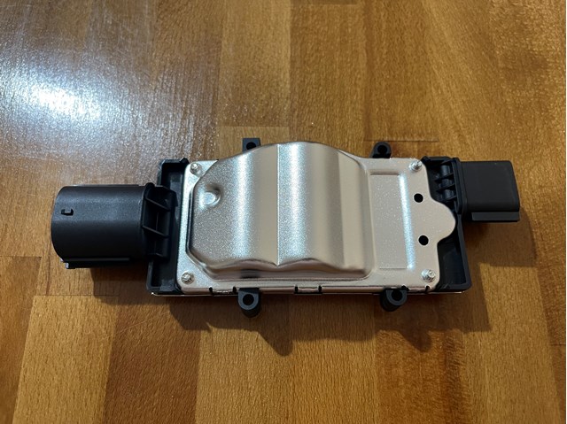 Compre 1137328464 Ford Regulador de revoluções de ventilador de esfriamento (unidade de controlo)