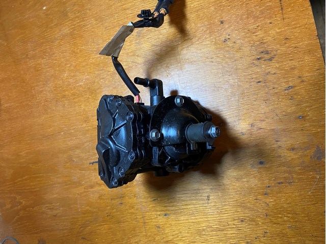 Compre 9835028580 Peugeot/Citroen Bomba a vácuo