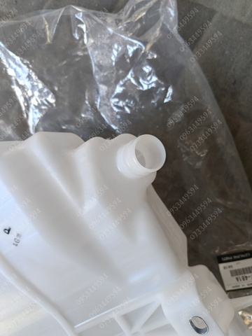 Tanque de fluido para lavador de vidro Mazda GJR967481A preço, a partir de 75,18 USD