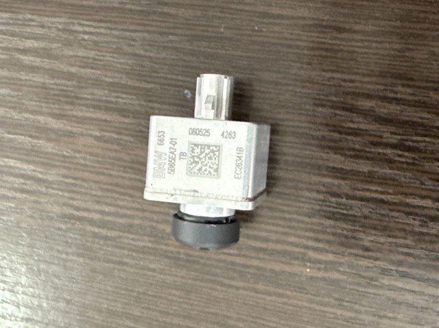 Compre 66535B65EA7 BMW Câmara do sistema para asseguramento de visibilidade