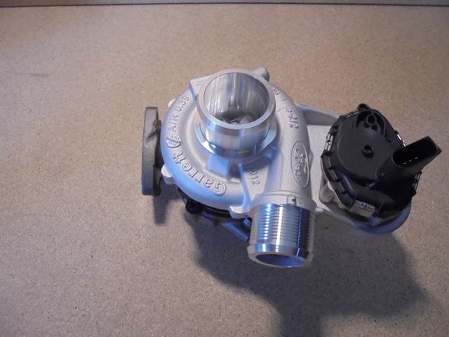Compre KK2Q6K682BC Ford Turbina