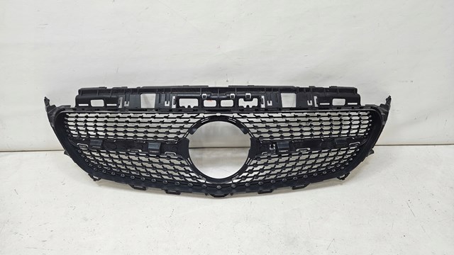 Grelha do radiador Mercedes E preço, a partir de 132,94 USD
