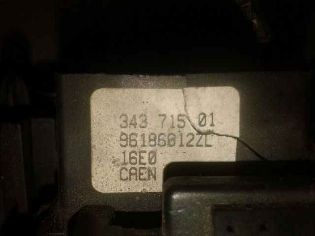 Luz esquerda Peugeot/Citroen 96186612ZL preço, a partir de 34,05 USD